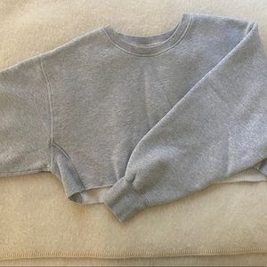 Aritzia Boyfriend Cropped Sweatshirt